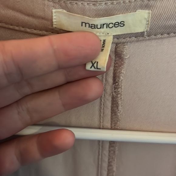 Vest - Picture 2 of 3